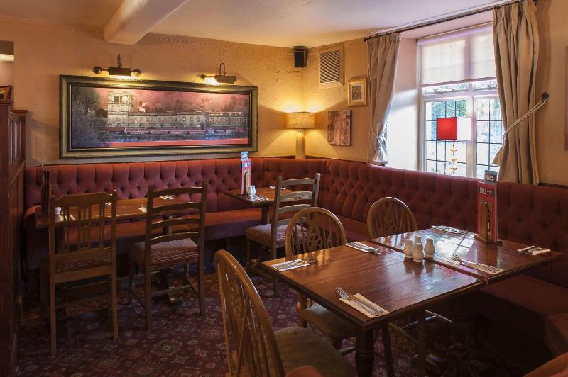 Wheatsheaf, Baslow By Marston's Inns