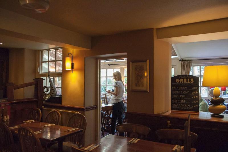 Wheatsheaf, Baslow By Marston's Inns