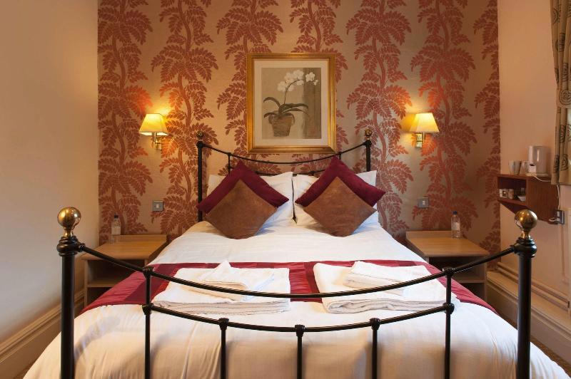 Wheatsheaf, Baslow By Marston's Inns