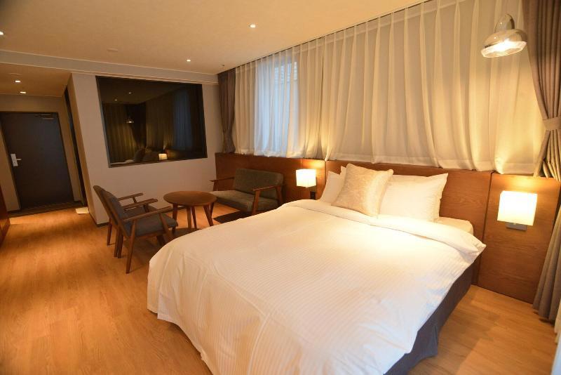 New Grand Hotel