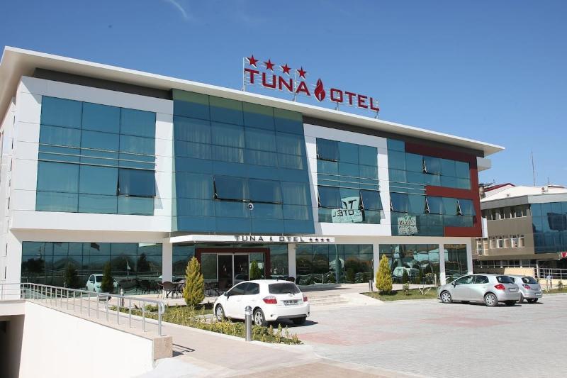 Tuna Otel