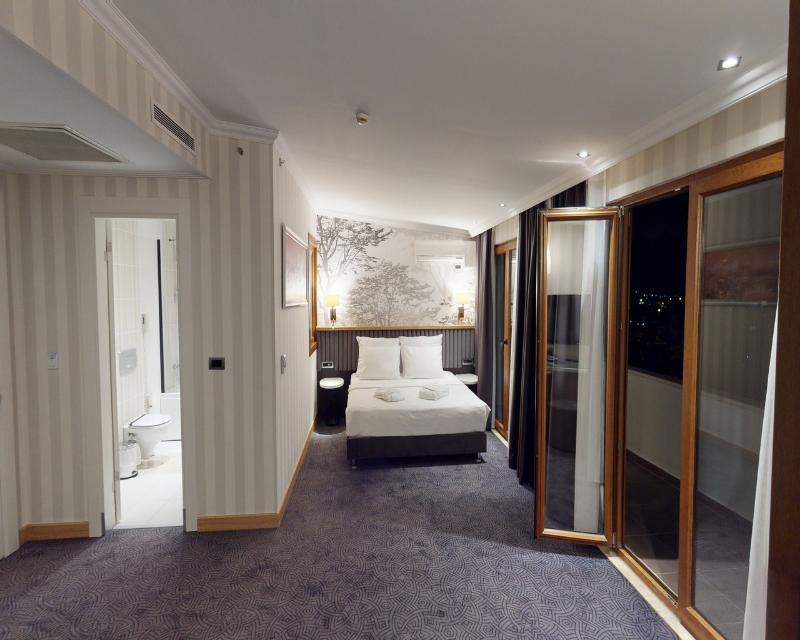 Double Royal Hotel