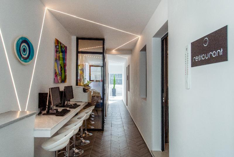 Central Boutique Hotel by Naoussa Hills - Adults Only galeri fotoğrafı