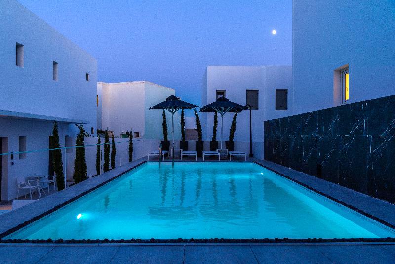 Central Boutique Hotel by Naoussa Hills - Adults Only galeri fotoğrafı