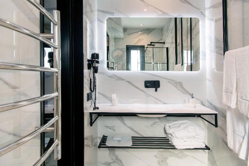 Central Boutique Hotel by Naoussa Hills - Adults Only galeri fotoğrafı