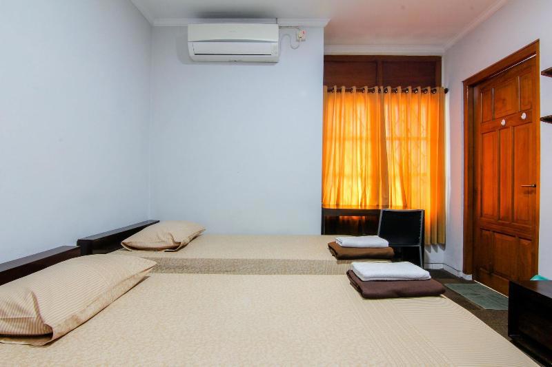 Embe Enem Homestay