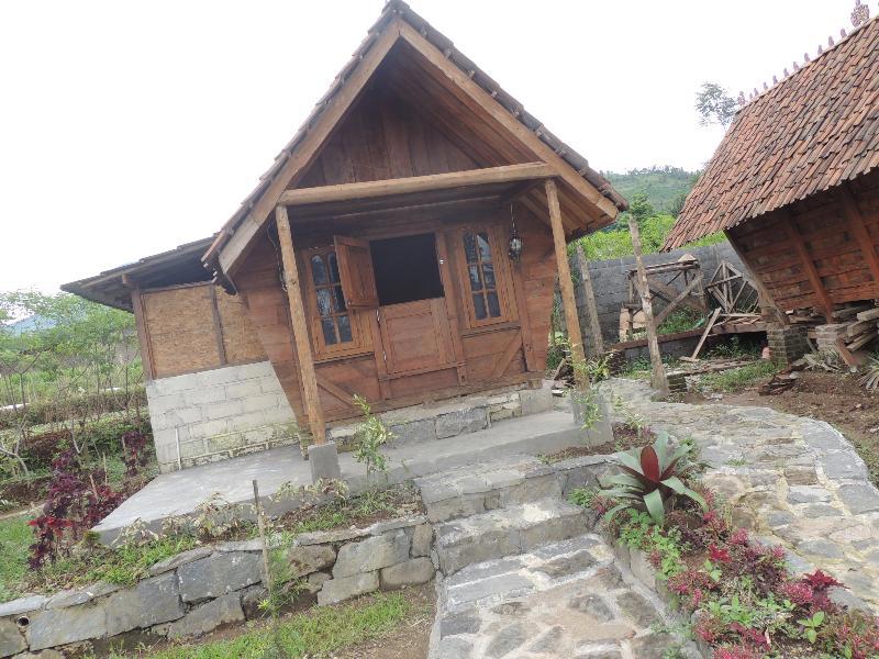 Singgasana Villa & Resto