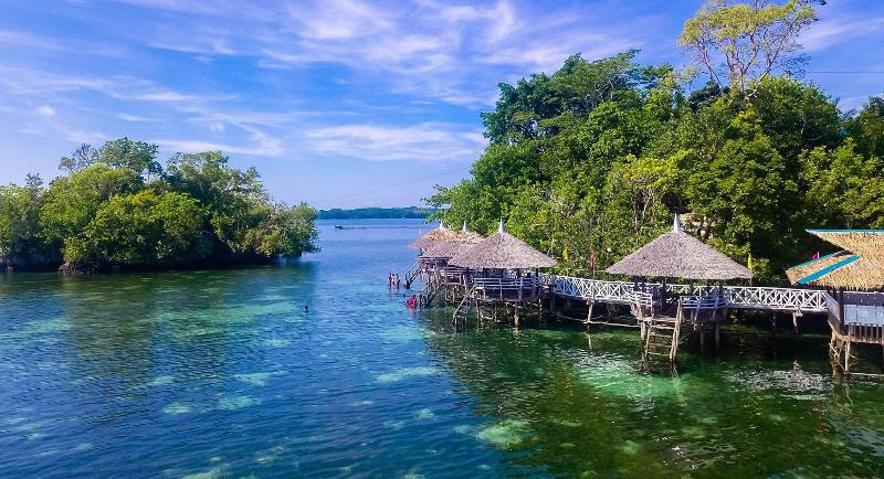Rock Island Resort