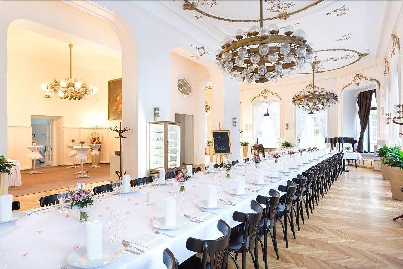 Hotel Praha galeri fotoğrafı