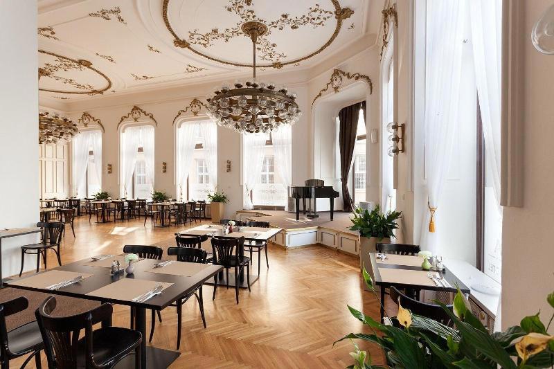 Hotel Praha galeri fotoğrafı