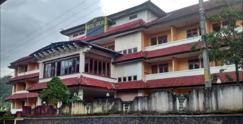 Super Oyo 90382 Hotel Sarah Sukabumi