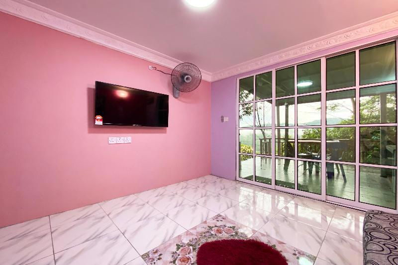 Oyo Home 90285 Pogimpaan Homestay