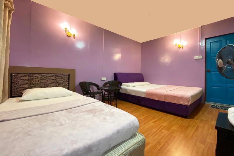 Oyo Home 90285 Pogimpaan Homestay