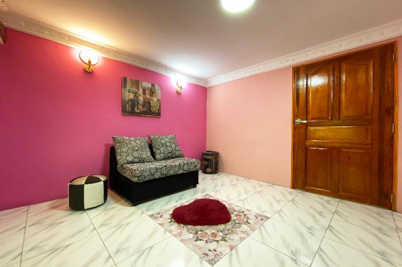 Oyo Home 90285 Pogimpaan Homestay