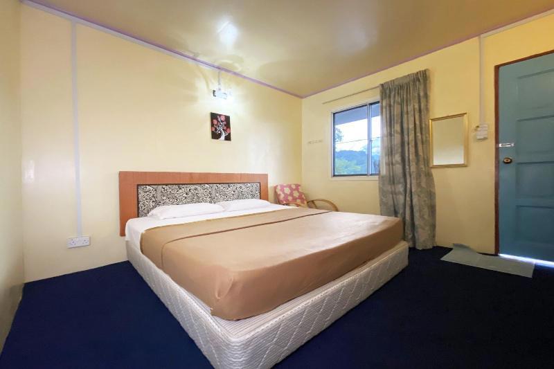Oyo Home 90285 Pogimpaan Homestay