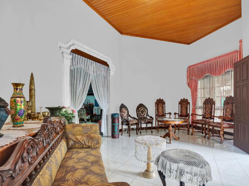 Oyo Life 90539 Taman Borobudur Guest House Syariah