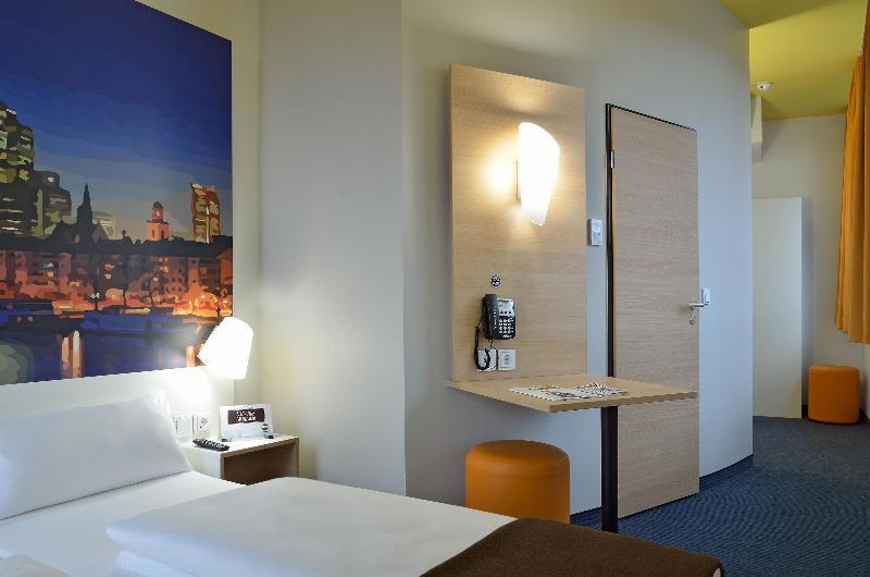 B&B Hotel Frankfurt-Hbf galeri fotoğrafı