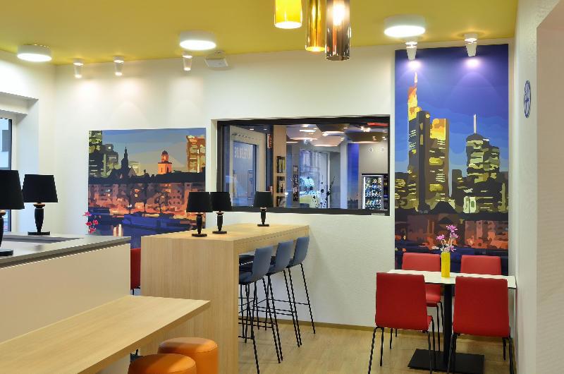 B&B Hotel Frankfurt-Hbf fotoğrafı