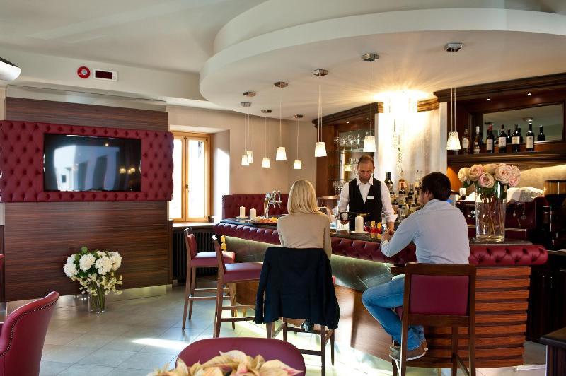 Hotel Cristallo galeri fotoğrafı