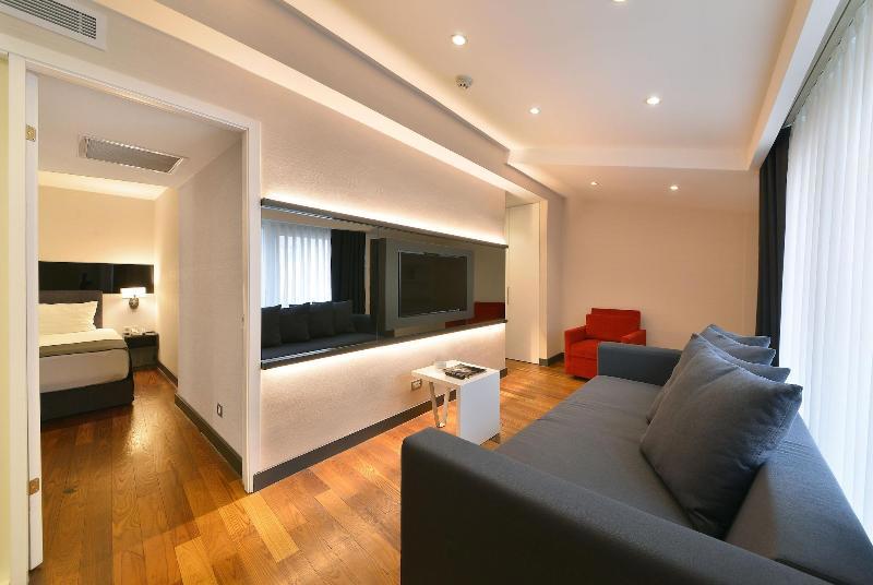 Nish Istanbul Suites