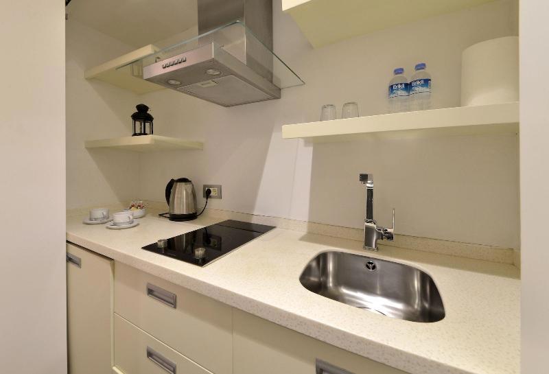 Nish Istanbul Suites