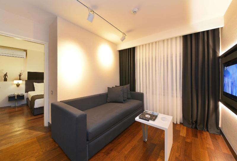 Nish Istanbul Suites