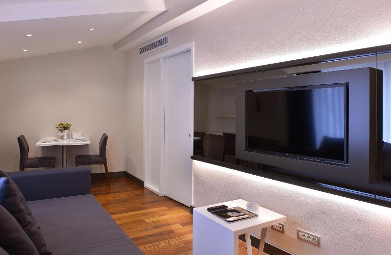 Nish Istanbul Suites