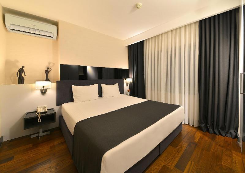 Nish Istanbul Suites