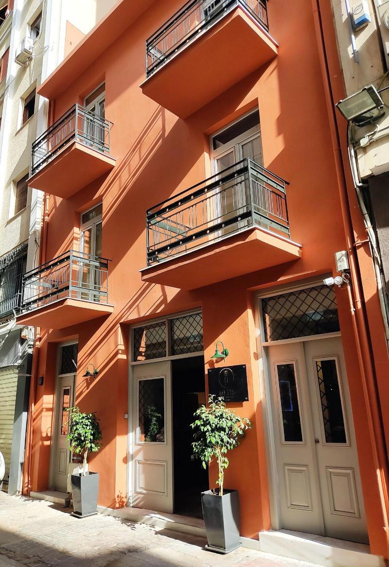 Metis Uls galeri fotoğrafı