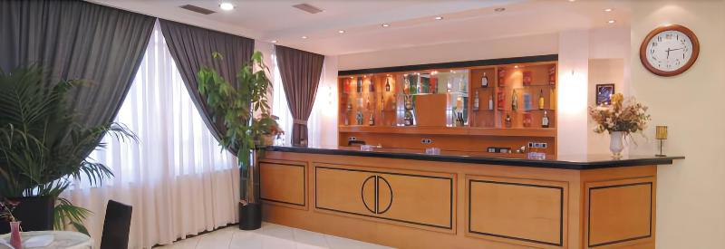 Hotel Platon fotoğrafı