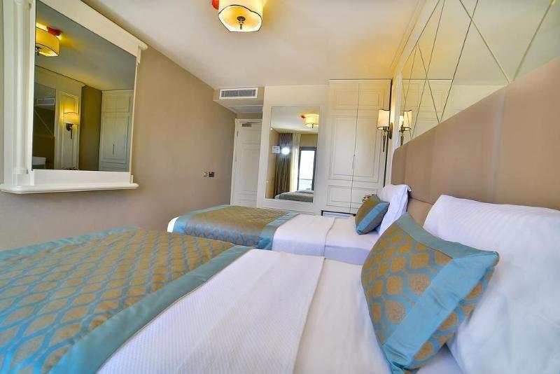 Deluxe Double or İki Yataklı Oda(1 Double Bed) - Package Rate