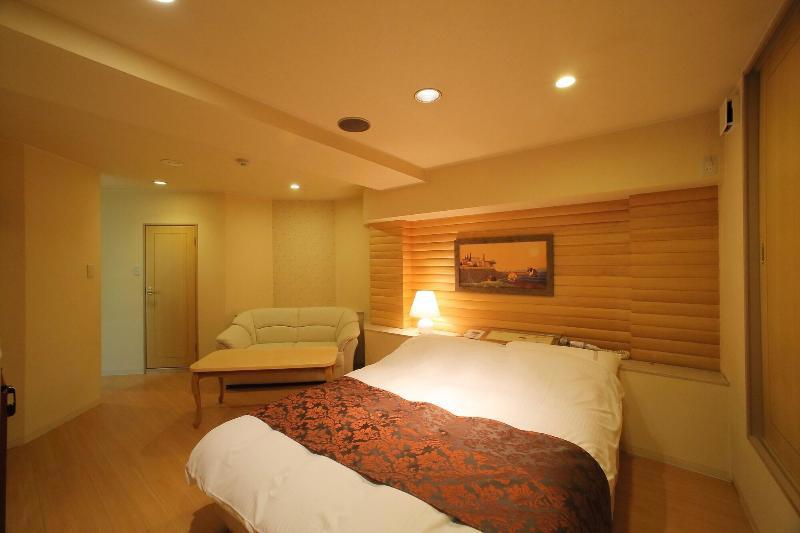 Hotel Olive Kyoto Yamashina - Adults Only