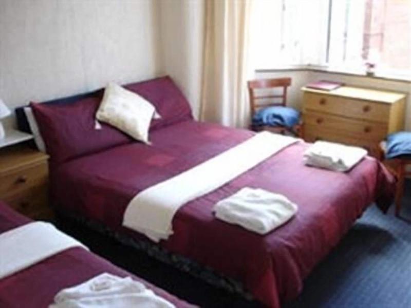 Clarron House Hotel