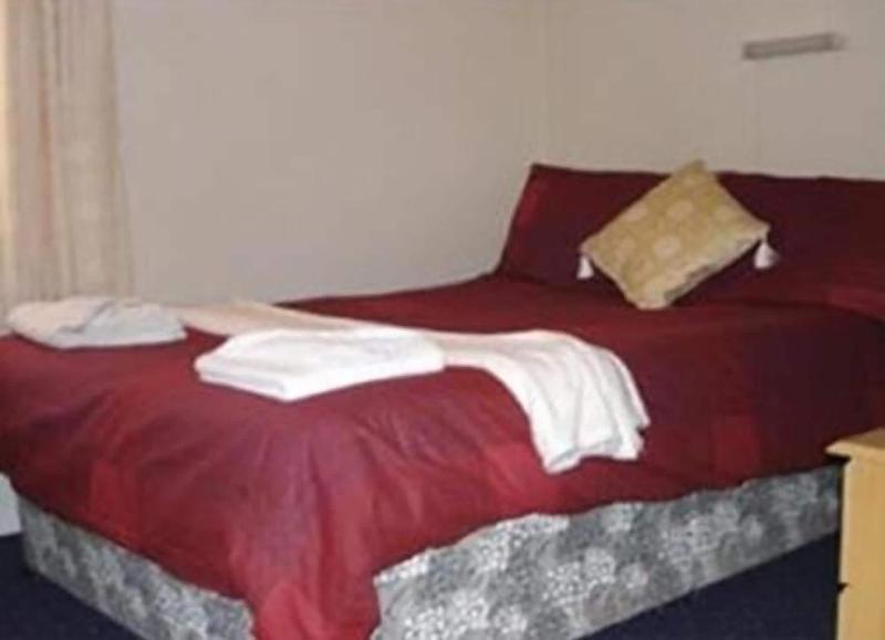 Clarron House Hotel