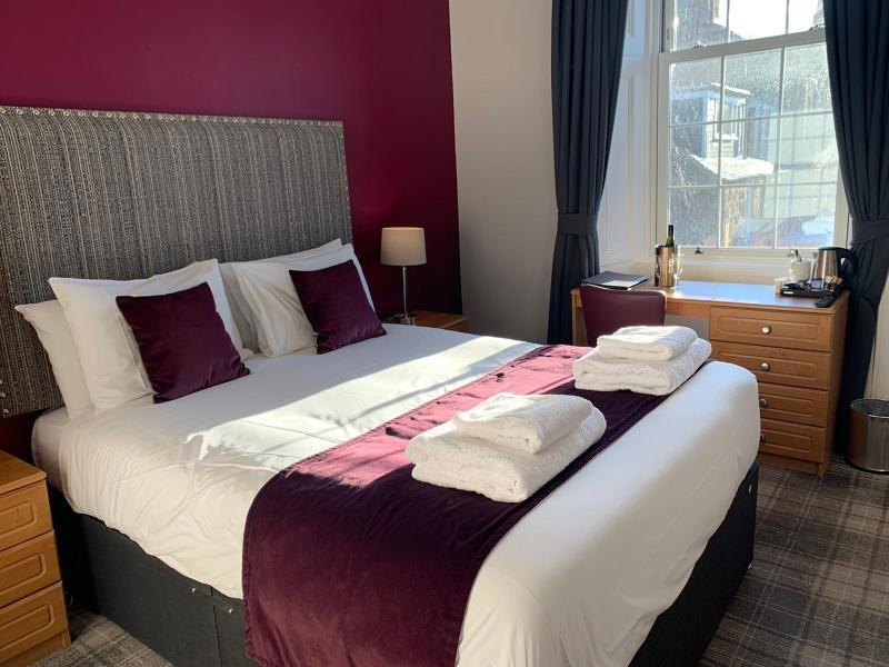 The Waverley Hotel