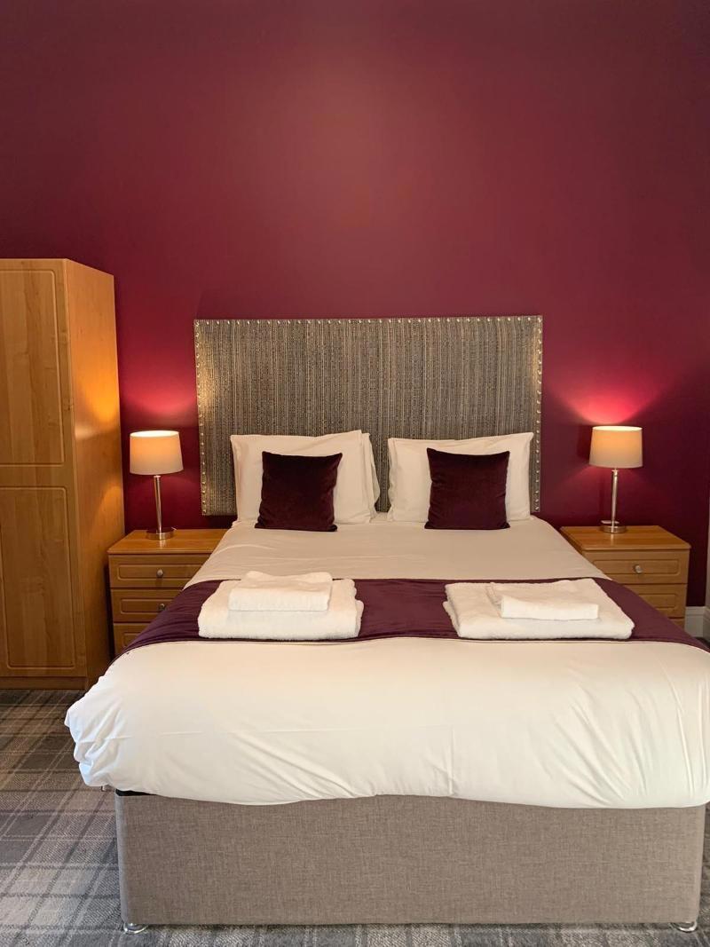 The Waverley Hotel