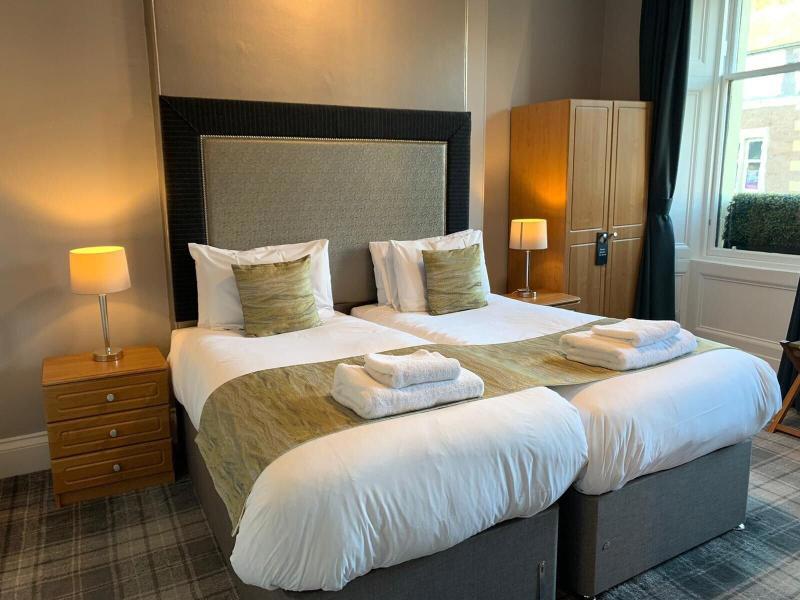The Waverley Hotel