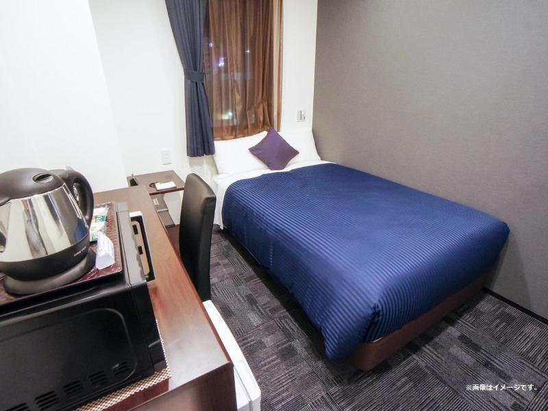 Hotel Livemax Shinsaibashi East