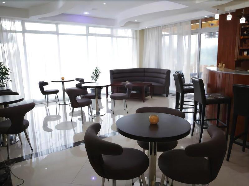 Blue Nest Hotel