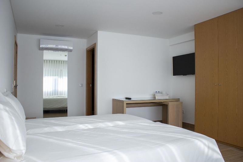 Central Suites 3