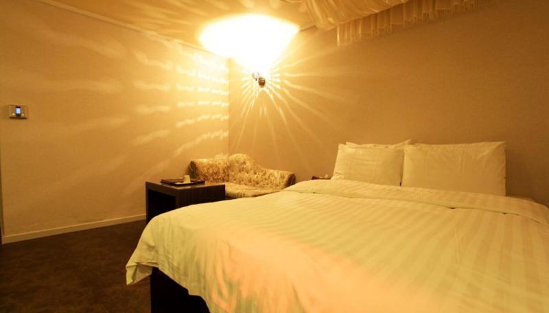 Gugi Motel