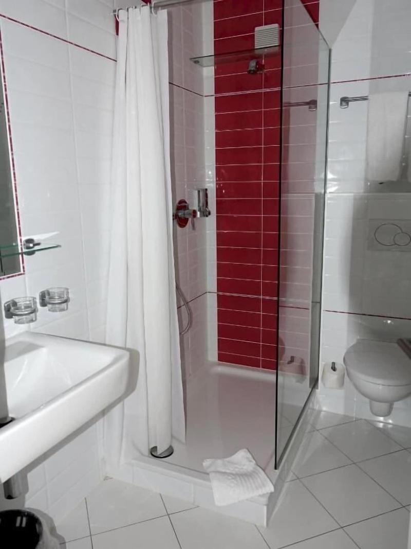 Stadthotel Langenfeld galeri fotoğrafı