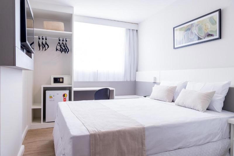 Bristol Easy Hotel - Rio Bonito