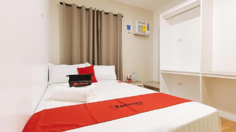 Reddoorz @ Golite Old Albay - Hostel