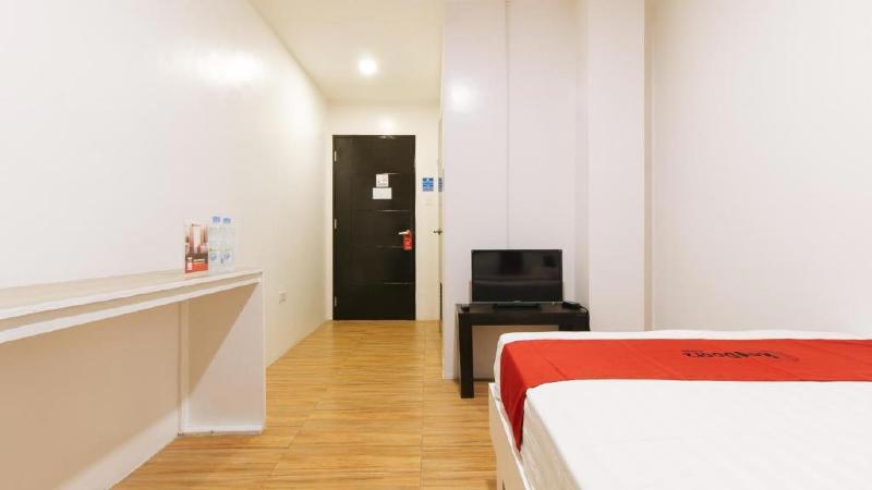 Reddoorz @ Golite Old Albay - Hostel