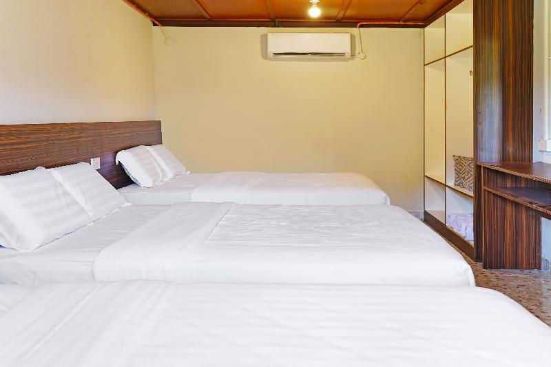 Capital O 90557 Dedsaan Beach Village