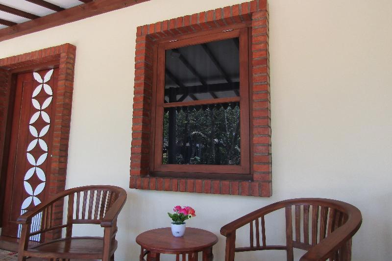 Nia Maretta House Syariah