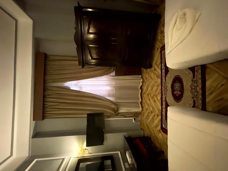 Cosmopolitan Hotel