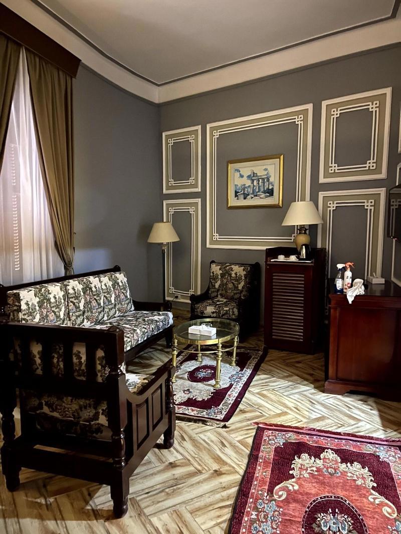 Cosmopolitan Hotel