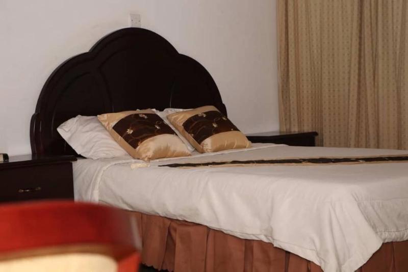 Luxury West Hotel